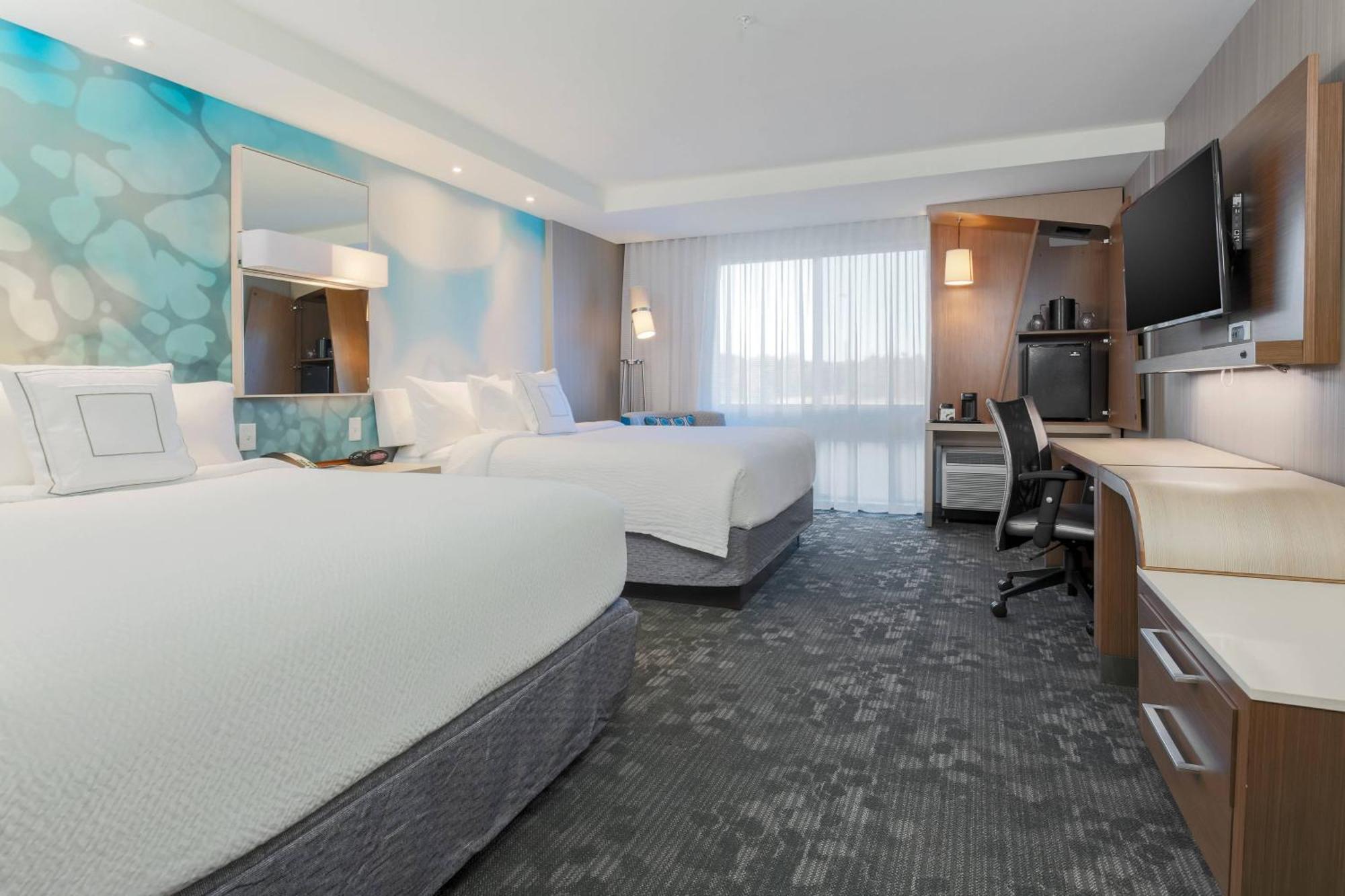 Courtyard By Marriott Dallas Midlothian At Midlothian Conference Center Esterno foto