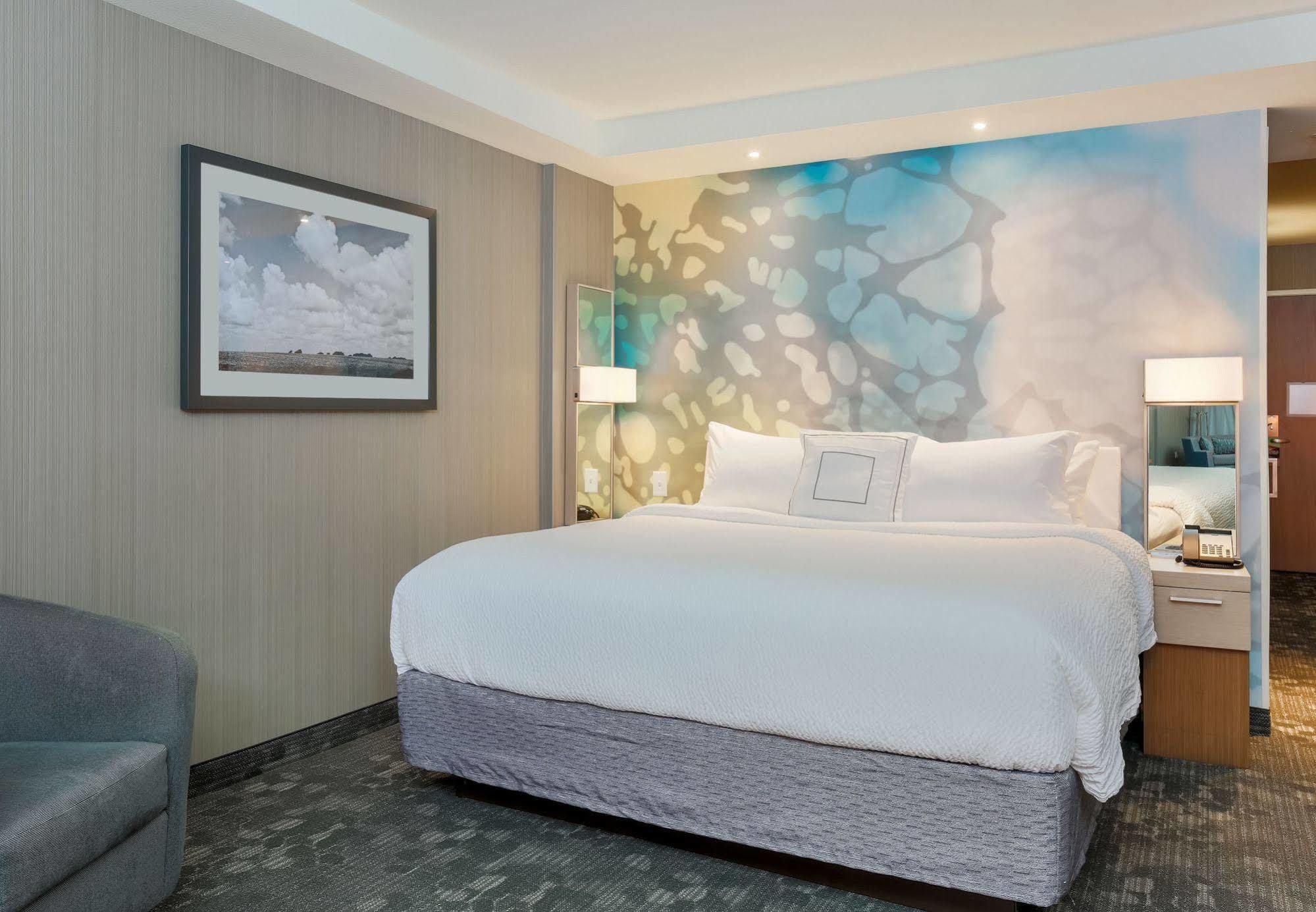 Courtyard By Marriott Dallas Midlothian At Midlothian Conference Center Esterno foto