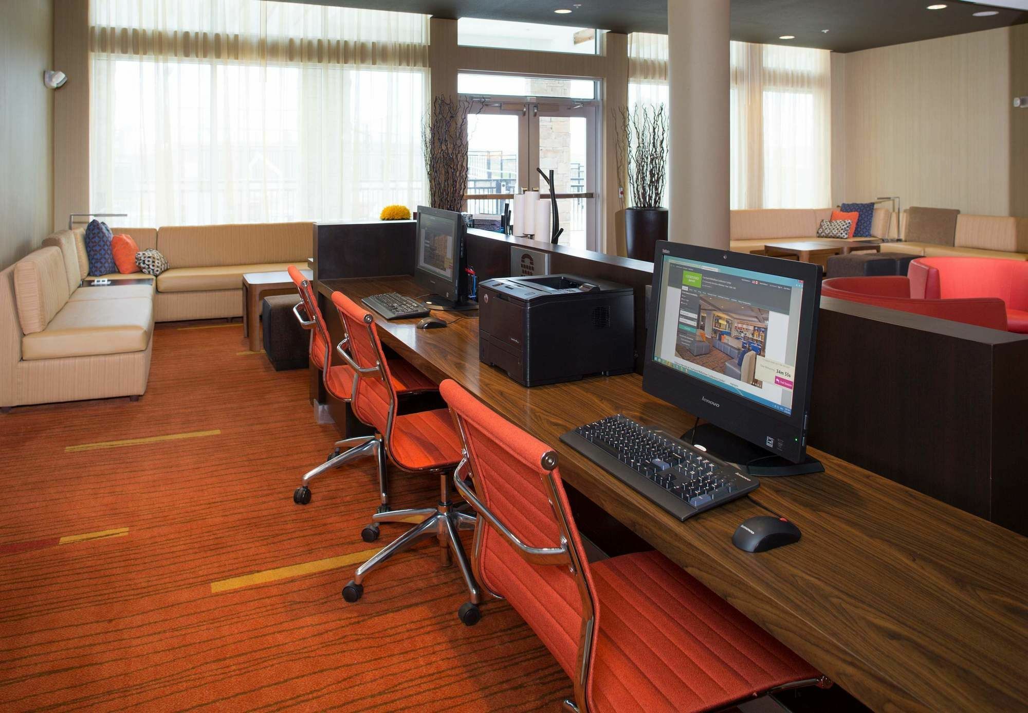 Courtyard By Marriott Dallas Midlothian At Midlothian Conference Center Esterno foto